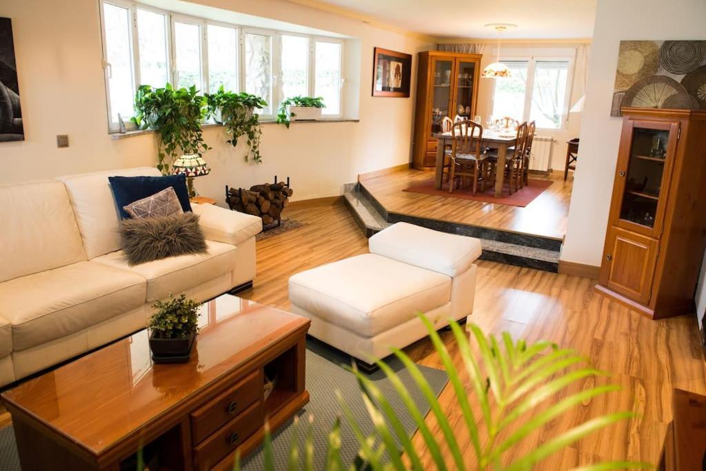 Chalet De 5 Habitaciones En La Sierra De Madrid El Olivo De Miraflores Мирафлорес-де-ла-Сьерра Экстерьер фото